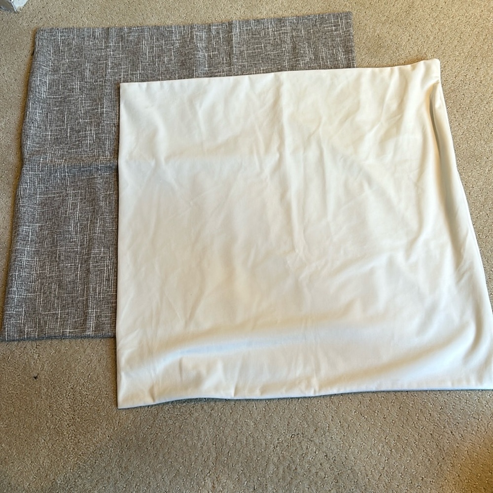 NWOT Two Throw Pillow Cases